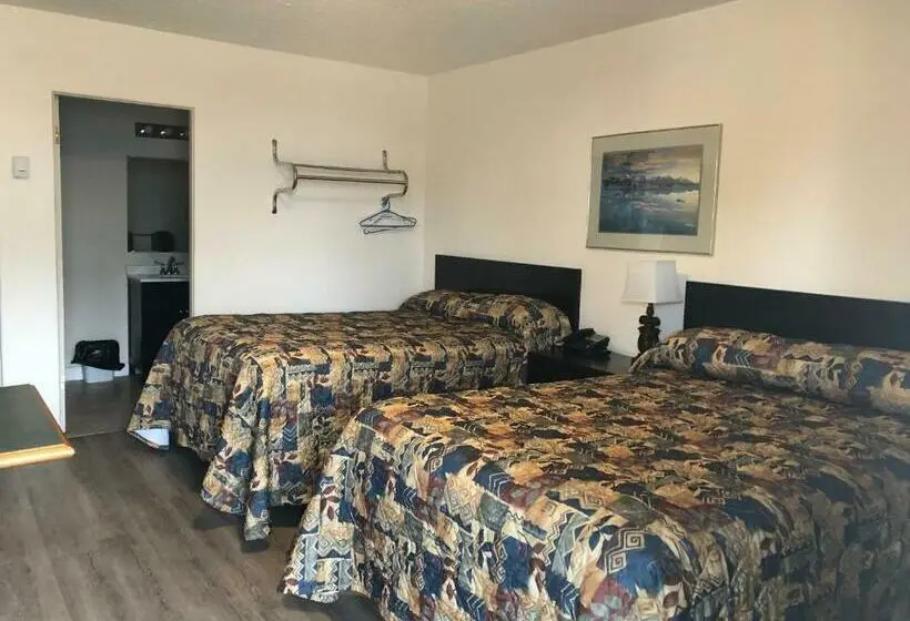 اتاق استاندارد با 2 تخت دوبل, Stratford Motel