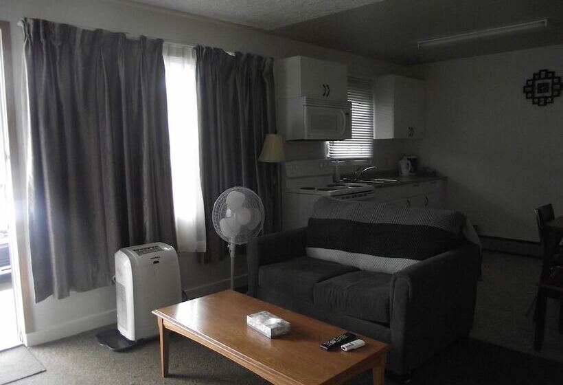 패밀리 룸, Stratford Motel