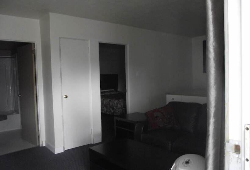 סוויטה, Stratford Motel