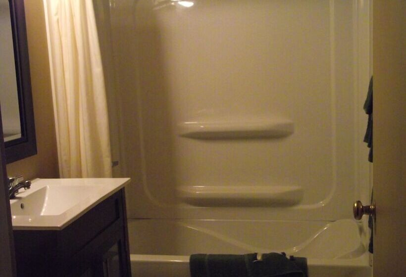 סוויטה, Stratford Motel