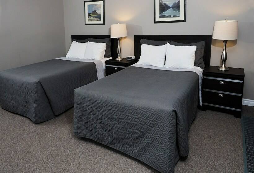 غرفه قياسيه سريرين مزدوجين, Ambassador Motel