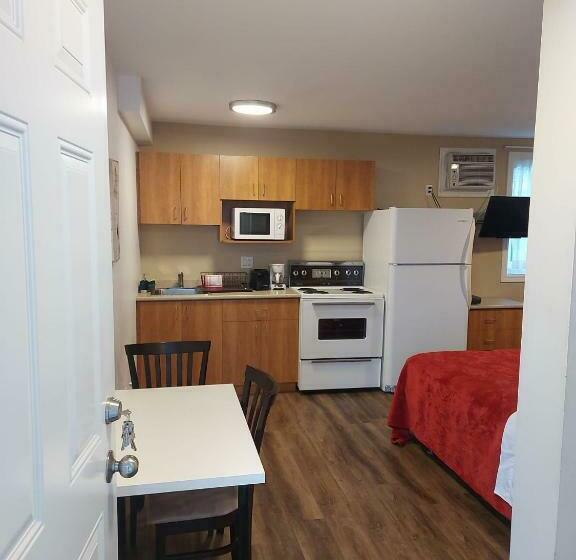 Номер Стандарт 2 Двуспальные Кровати, Auberge Motel La Référence