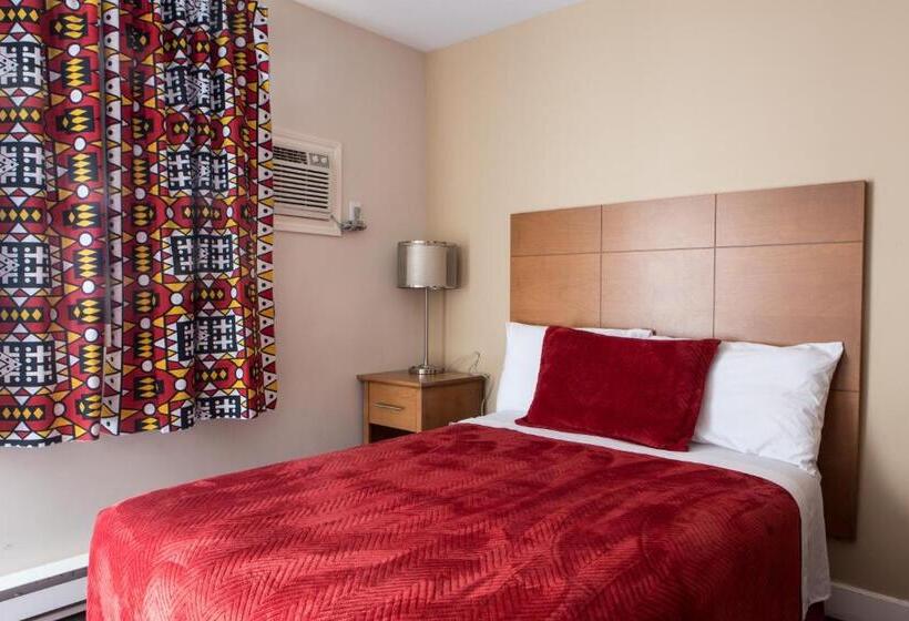 Номер Стандарт, Auberge Motel La Référence