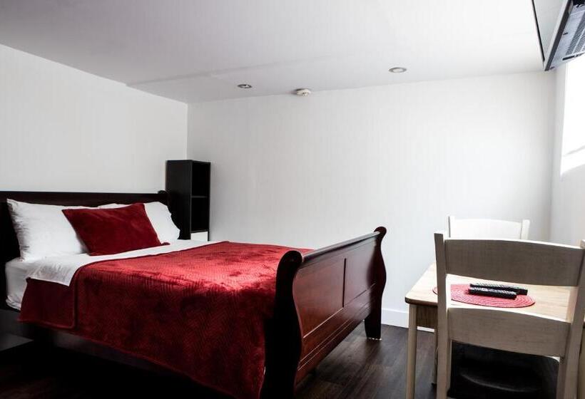 Номер Стандарт, Auberge Motel La Référence