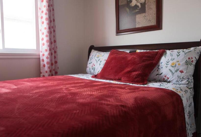 Номер Стандарт, Auberge Motel La Référence