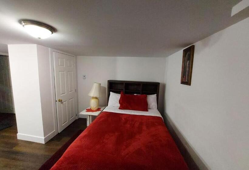 Номер Стандарт, Auberge Motel La Référence