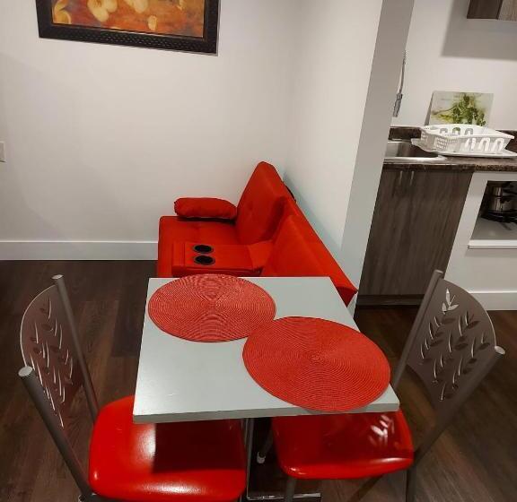 Номер Стандарт, Auberge Motel La Référence