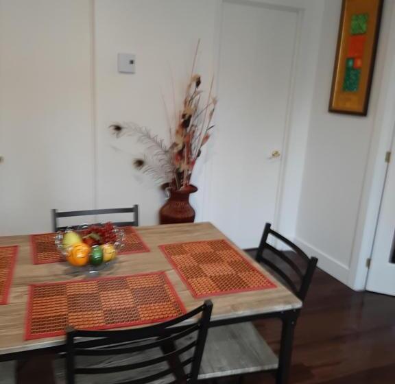 Номер Стандарт, Auberge Motel La Référence