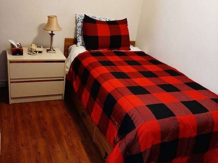 Номер Стандарт Индивидуальный, Auberge Motel La Référence