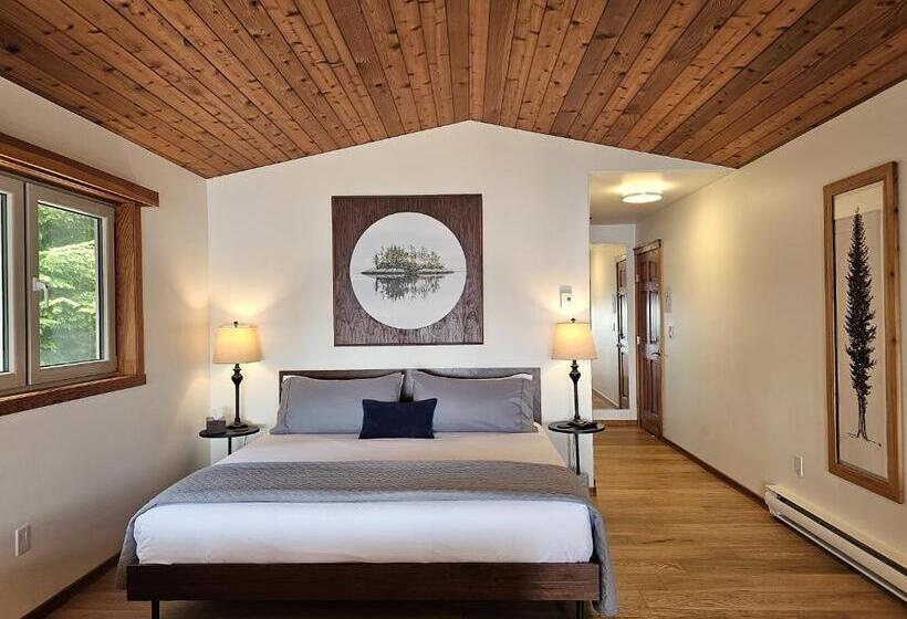 חדר סטנדרט עם מיטת קינג, Snug Harbour Inn