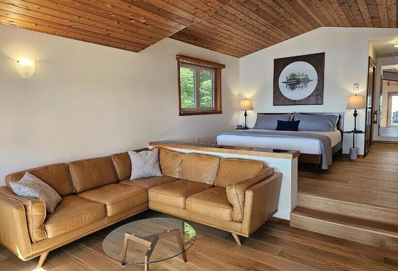 חדר סטנדרט עם מיטת קינג, Snug Harbour Inn