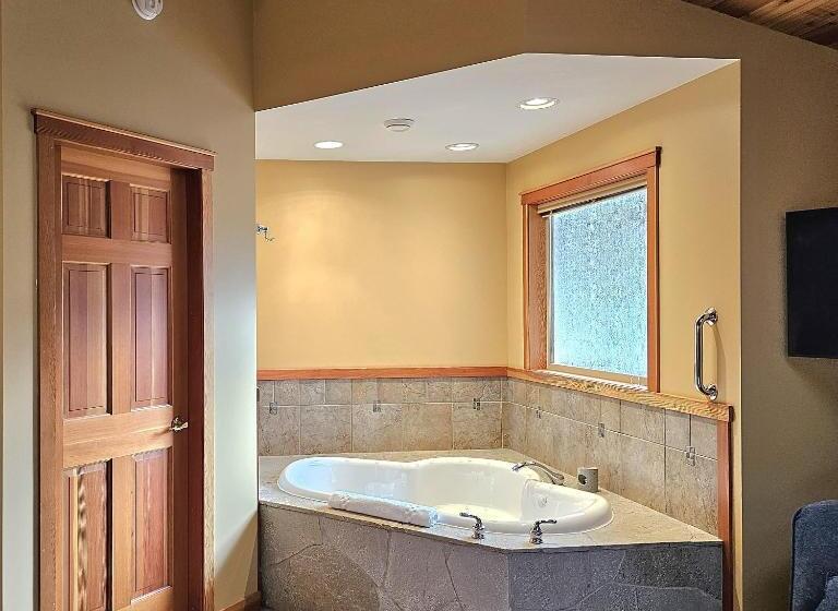 חדר סטנדרט עם מיטת קינג, Snug Harbour Inn