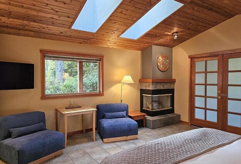 חדר סטנדרט עם מיטת קינג, Snug Harbour Inn