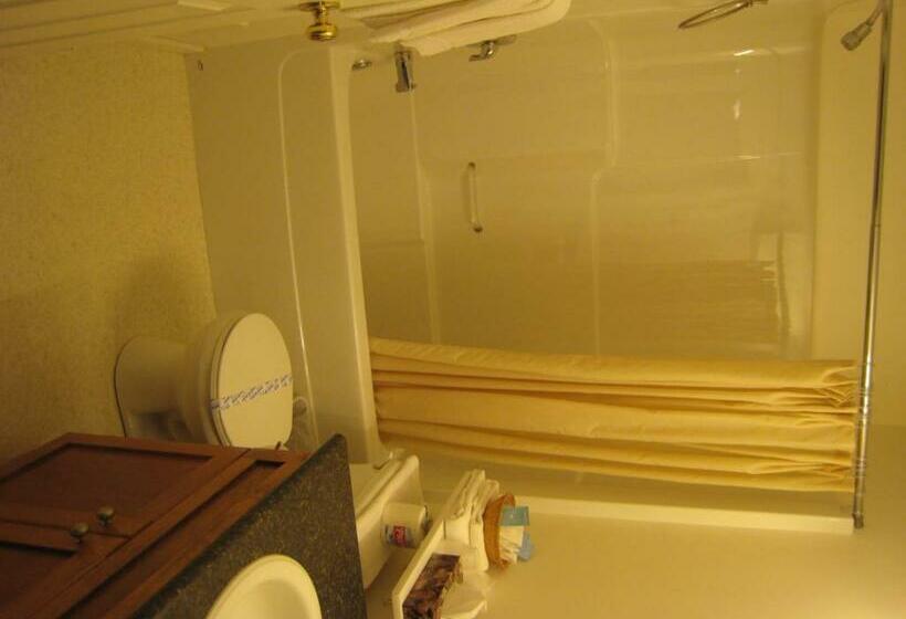 スタンダードルーム, Best Continental Motel