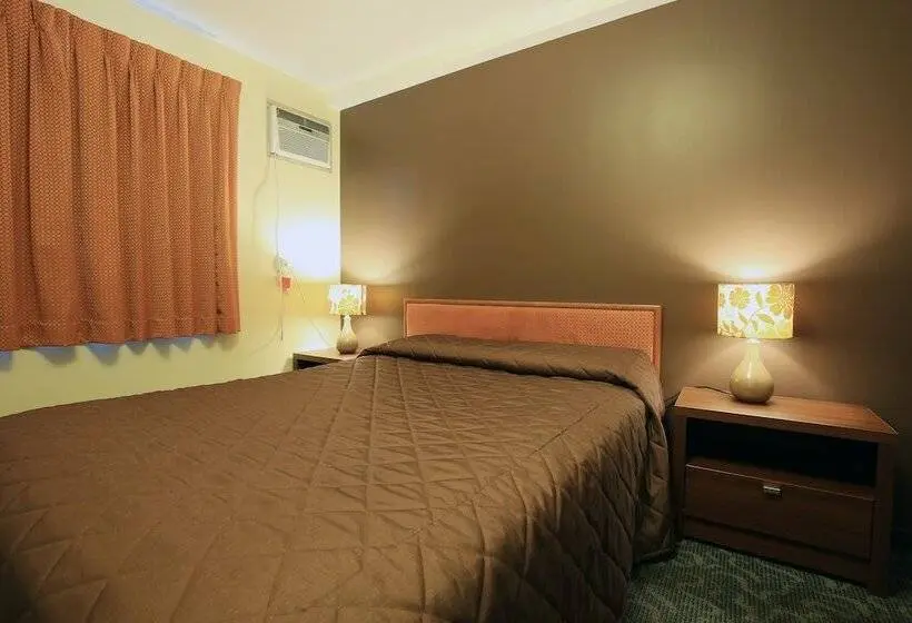 エコノミールーム, Bowmont Motel