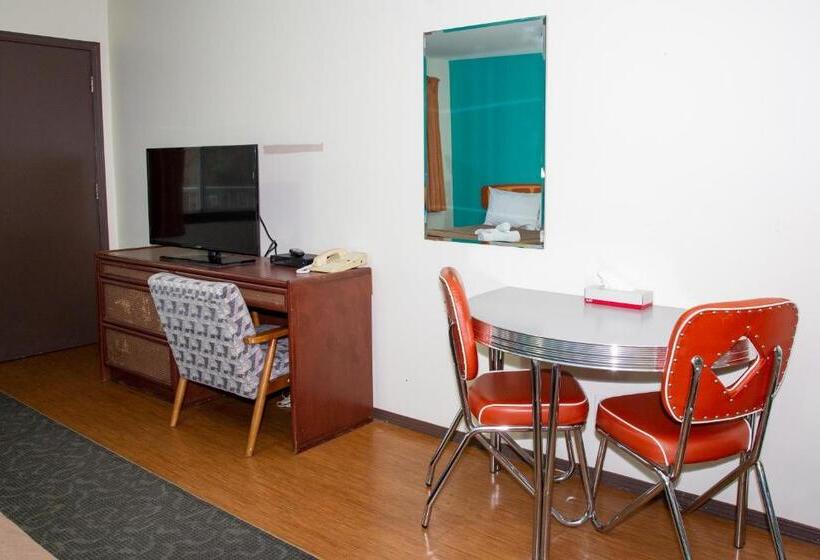 高级客房, Bowmont Motel