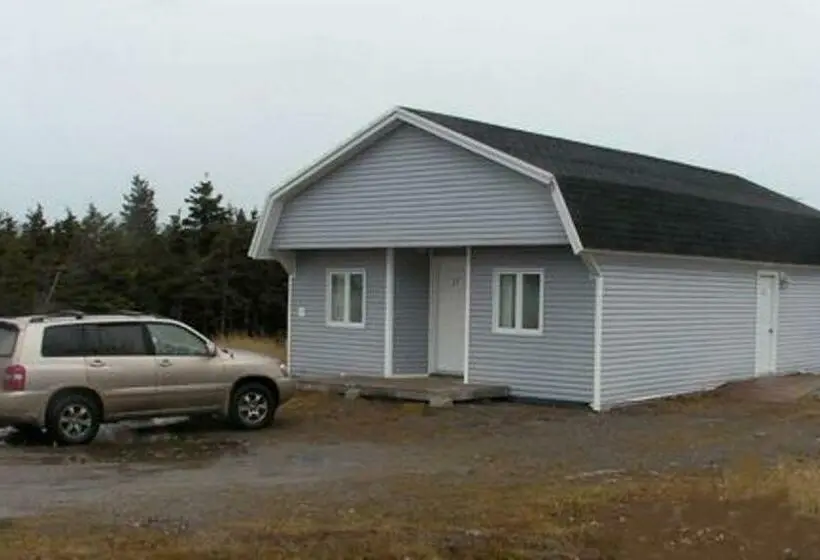 Talo 2 Makuuhuonetta, Dockside Motel