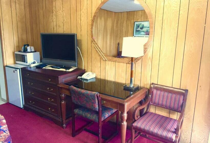 חדר דלוקס, Gold Pan Motel