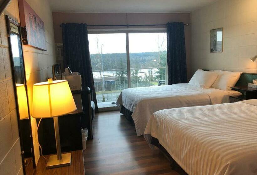 חדר דלוקס עם מרפסת נוף לים, Holiday House Motel