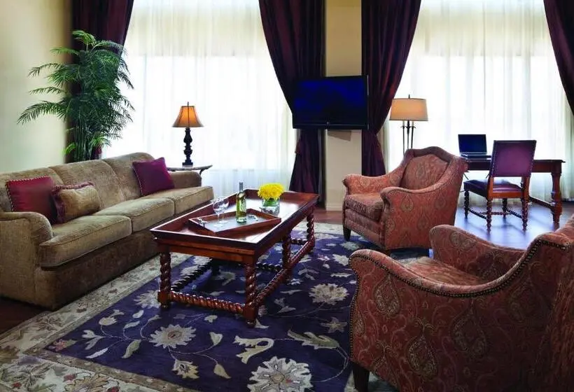 Presidenttisviitti, Red Deer Resort & Casino