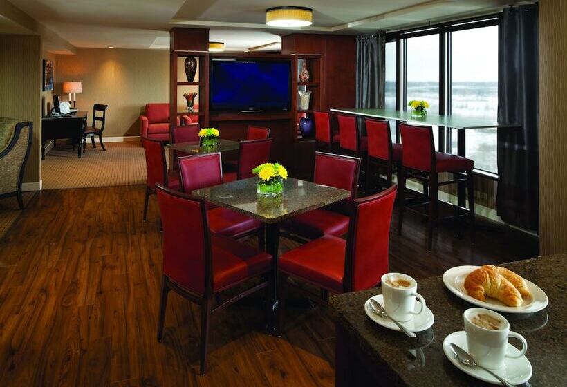 스위트, Red Deer Resort & Casino