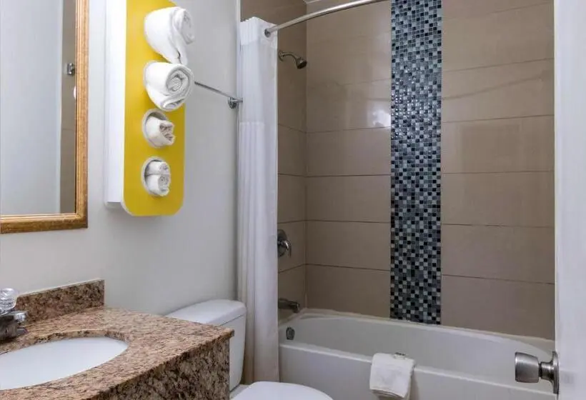 デラックスルーム, Motel 6sudbury, On