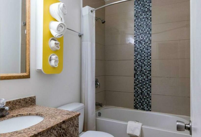 스탠다드 룸, Motel 6sudbury, On