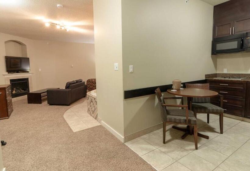 جناح مزود بجاكوزى, Bcminns  Lac La Biche