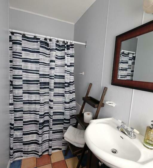 スタンダードルーム, Motel Canadien