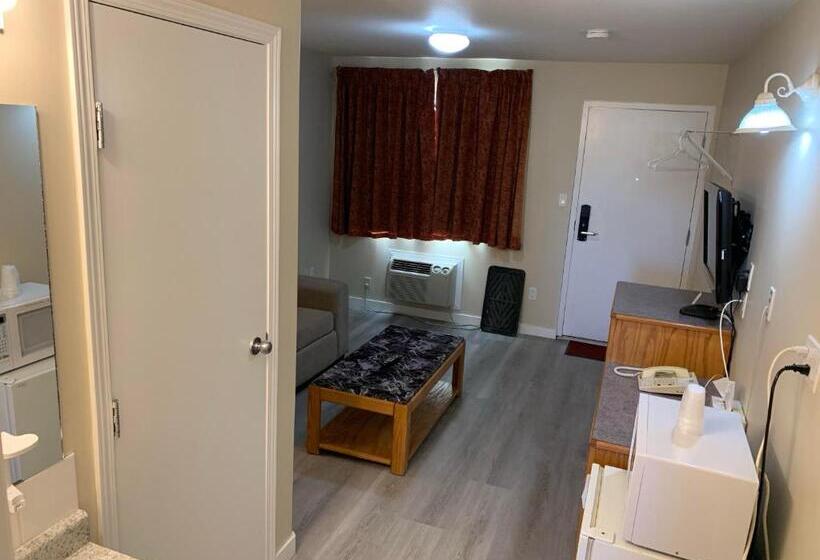 スイート, Red Deer Inn & Suites