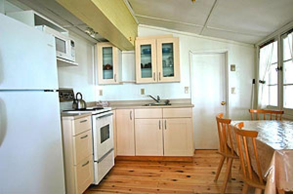 2间卧室的房子, Birch Cliff Lodge On Baptiste Lake