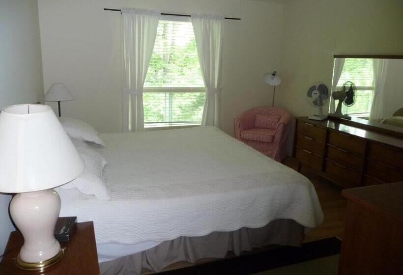 1间卧室的房子, Birch Cliff Lodge On Baptiste Lake