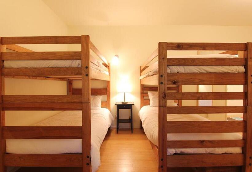 1间卧室的房子, Birch Cliff Lodge On Baptiste Lake