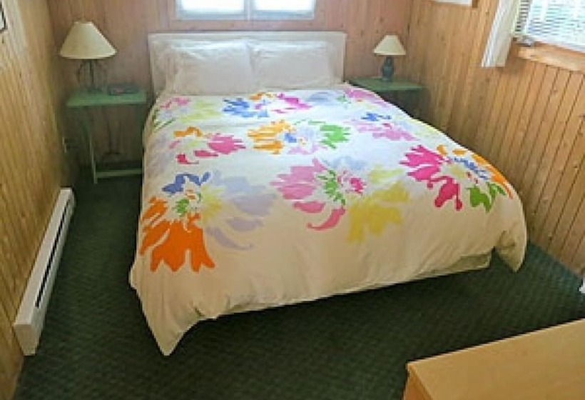 2间卧室的房子, Birch Cliff Lodge On Baptiste Lake