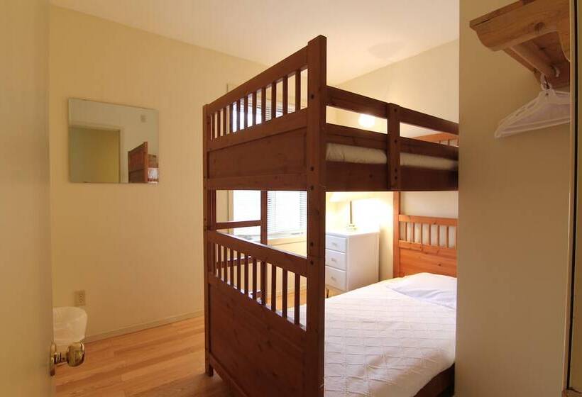 1间卧室的房子, Birch Cliff Lodge On Baptiste Lake