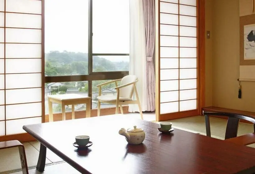 Standard-huone, Yoshinotei