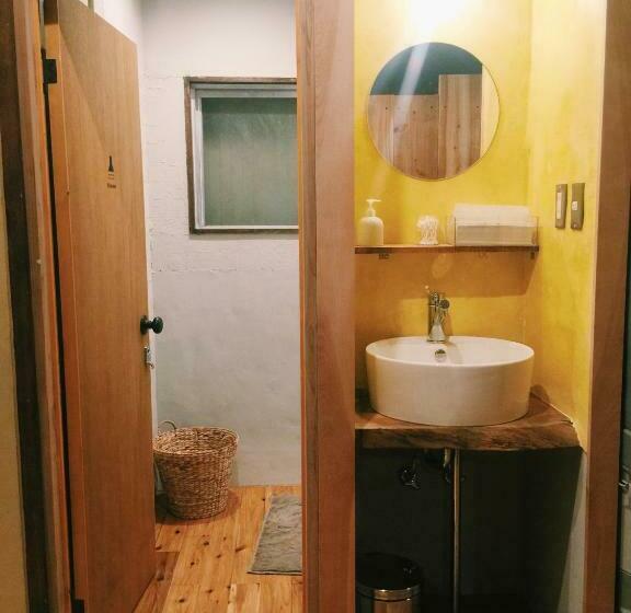 Standart Oda, Y Pub & Hostel Tottori