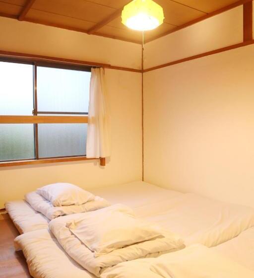 标准间, Y Pub & Hostel Tottori