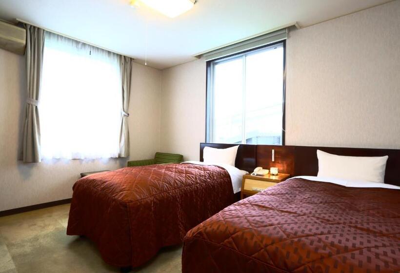 חדר מוזל מקלחת משותפת, Cerulean Alpine