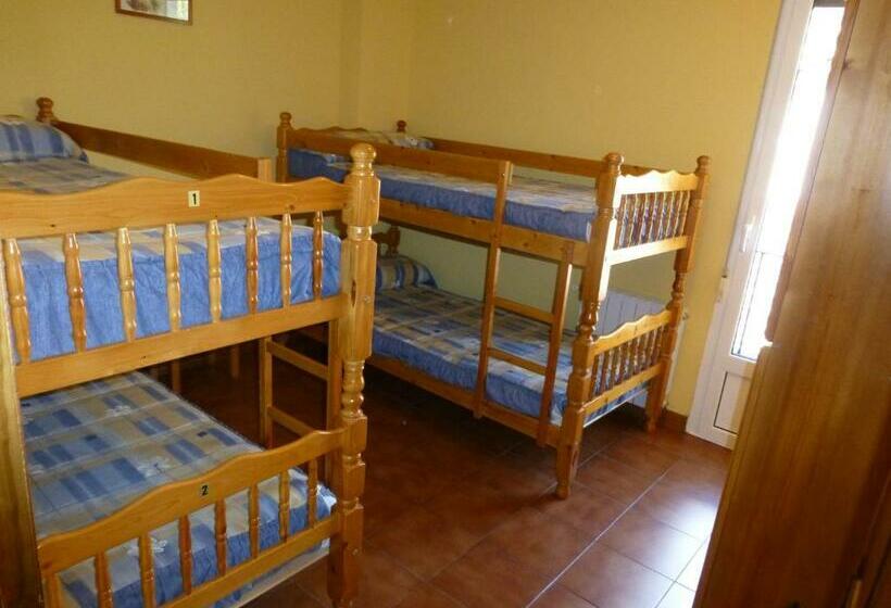 מיטה בחדר משותף, Albergue Turístico Briz