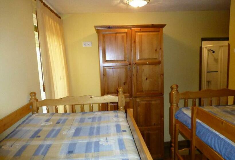 מיטה בחדר משותף, Albergue Turístico Briz