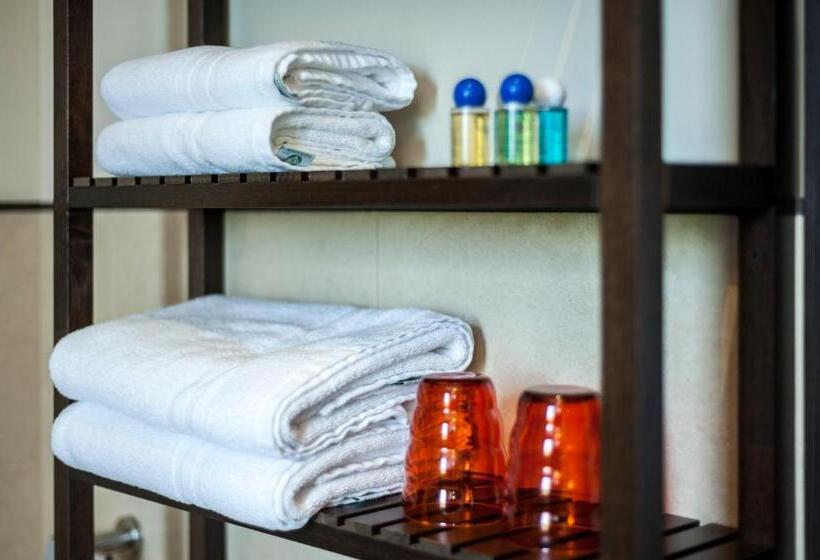 이코노미 트리플 룸, Albergue Turístico La Fábrica