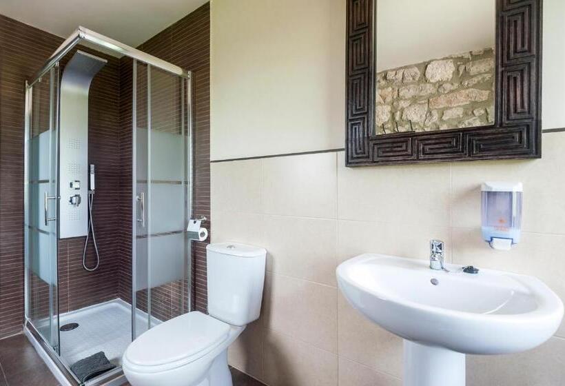 이코노미 트리플 룸, Albergue Turístico La Fábrica