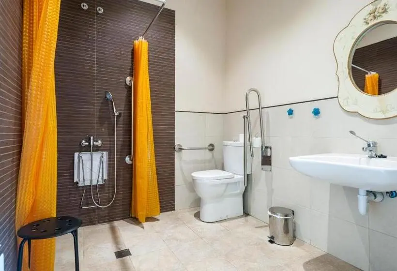 エコノミートリプルルーム, Albergue Turístico La Fábrica
