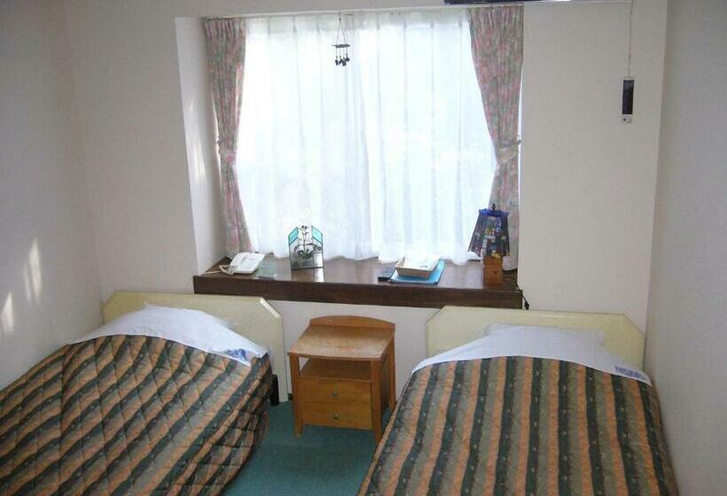 غرفة قياسية حمام مشترك, Blue Marble