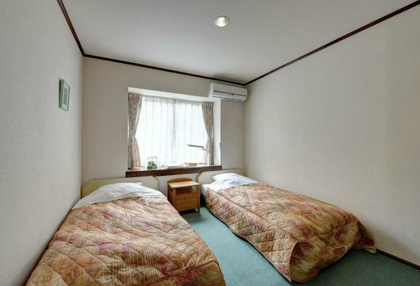 غرفة قياسية فردية حمام مشترك, Blue Marble