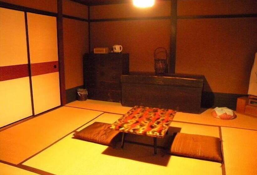 스탠다드 트리플 룸, Guesthouse Kingyoya