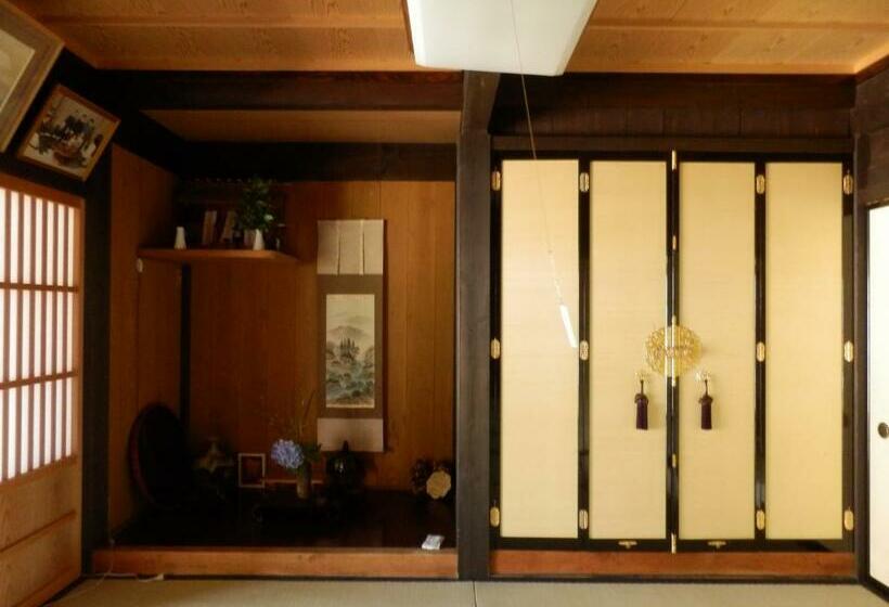 غرفة قياسية حمام مشترك, Minshuku Yomoshirou