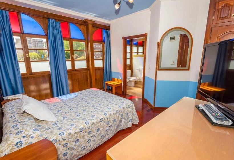 غرفة قياسية, Castillo De Gauzón