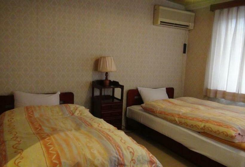 スタンダードルーム, El Mayo